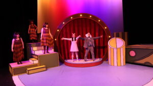 Elephant & Piggie's We are in a Play
